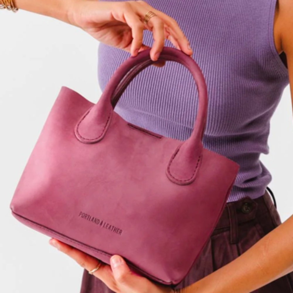 RAINDROP CROSSBODY BAG